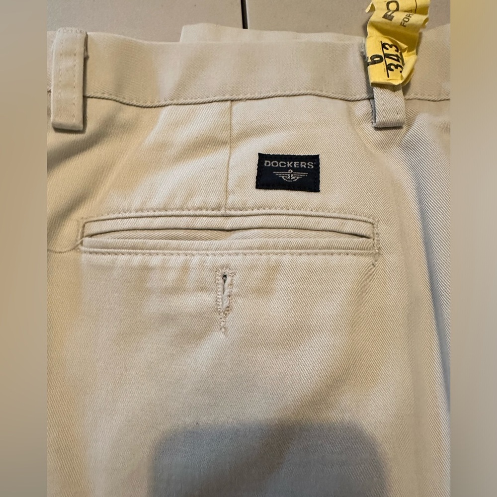 Dockers 38-30